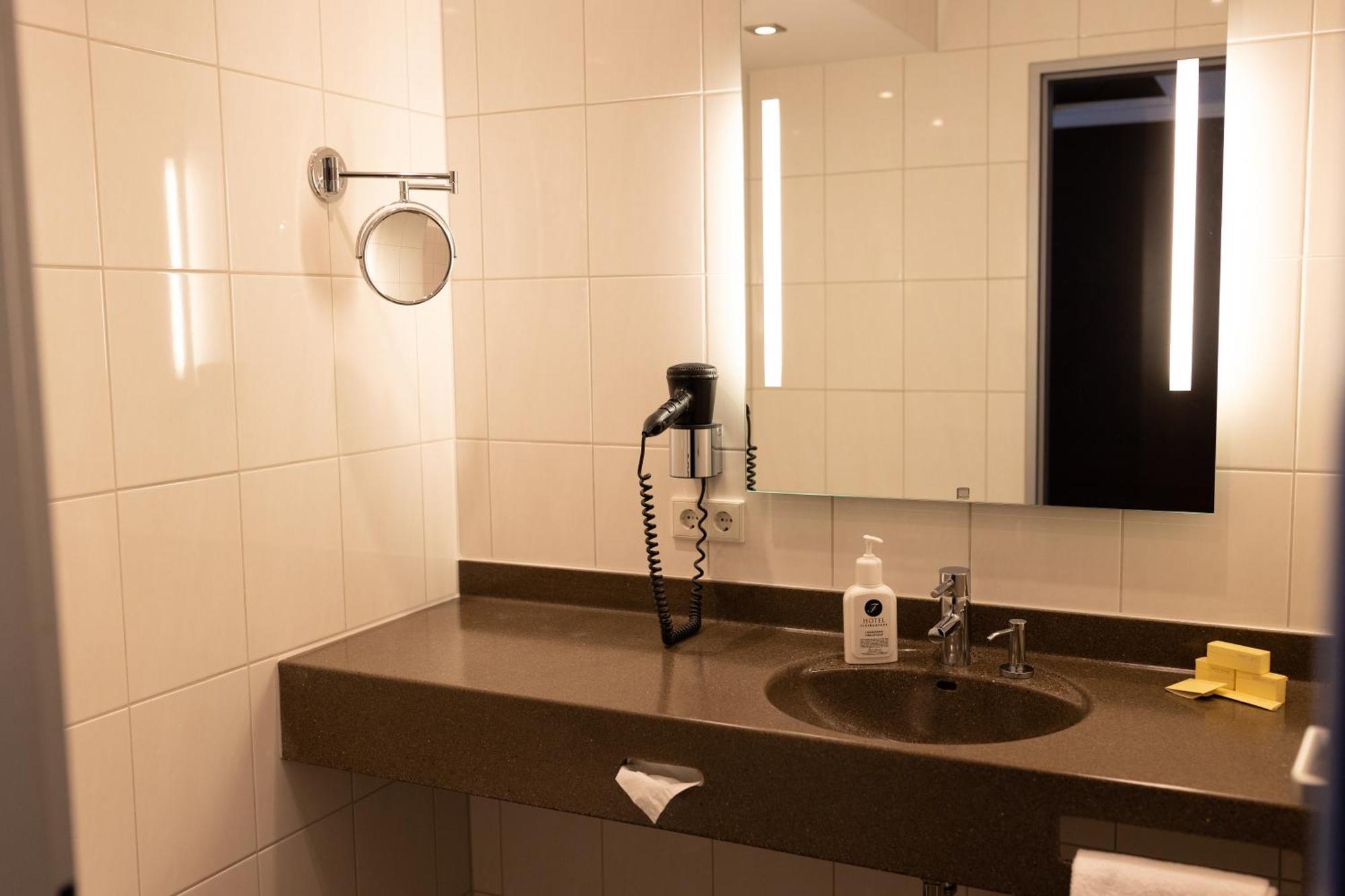 Feringapark Hotel 4*