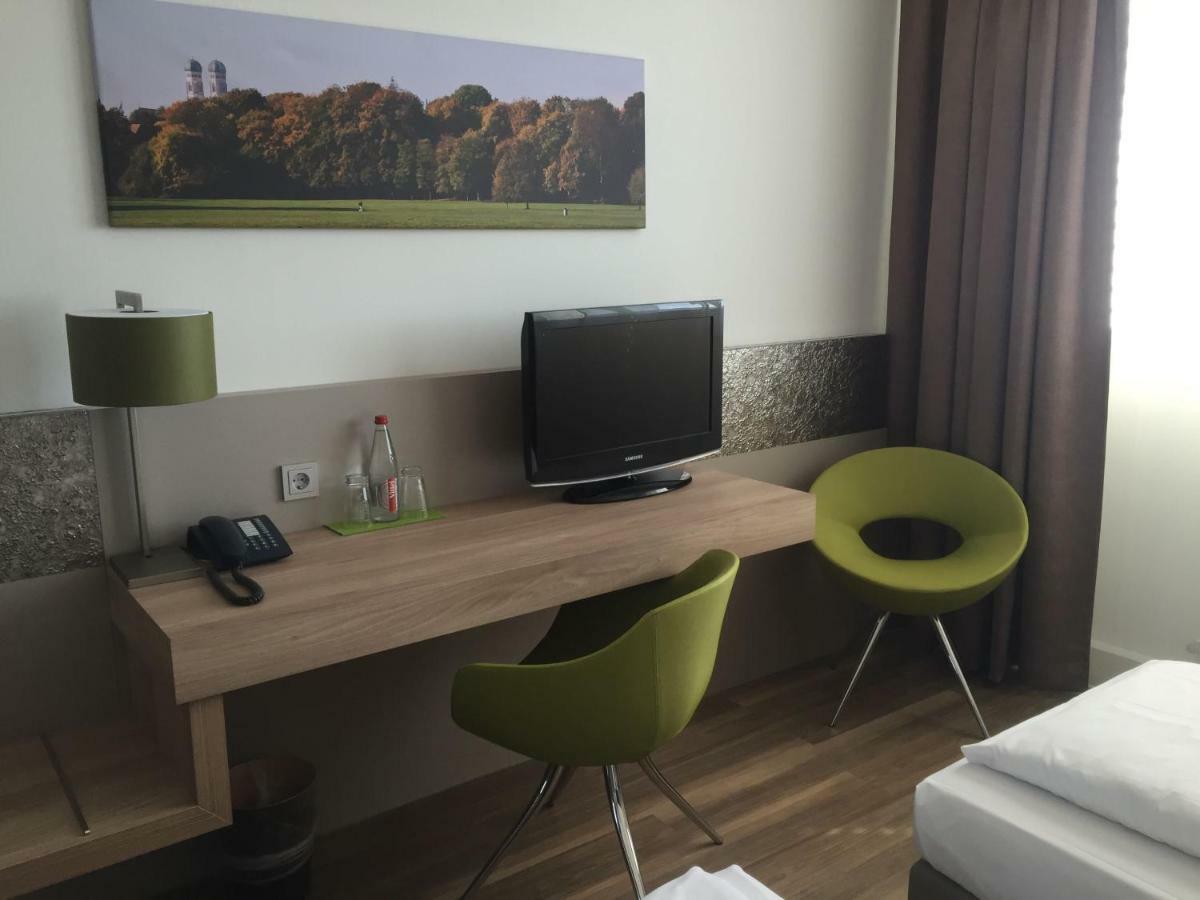 Hotel Feringapark 4*
